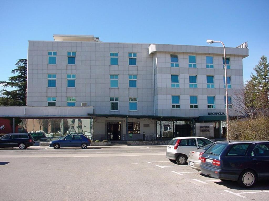 Hotel Tabor Sezana Exterior photo